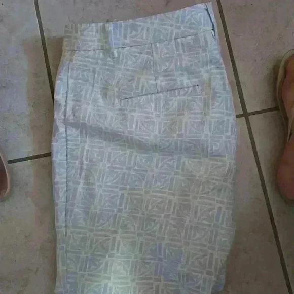 NWT ANN TAYLOR GEO PATTERN CROP PANTS - Picture 5 of 5